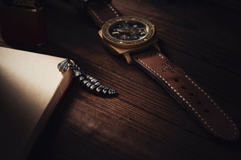 Pulsera Cuero y Nudos